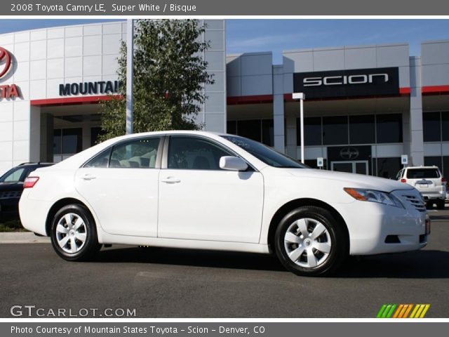 2008 Toyota Camry LE in Super White