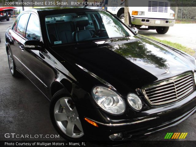 2006 Mercedes-Benz E 350 Sedan in Black
