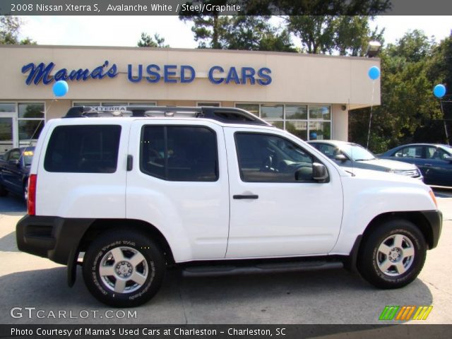 2008 Nissan Xterra S in Avalanche White