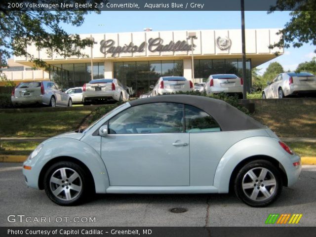 2006 Volkswagen New Beetle 2.5 Convertible in Aquarius Blue