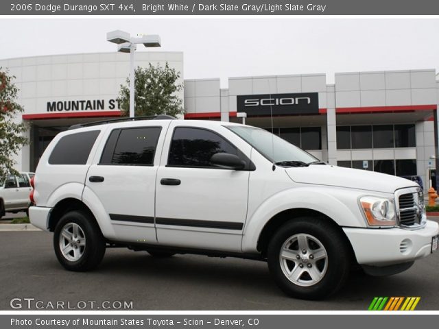 2006 Dodge Durango SXT 4x4 in Bright White