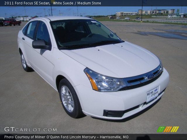 2011 Ford Focus SE Sedan in White Suede