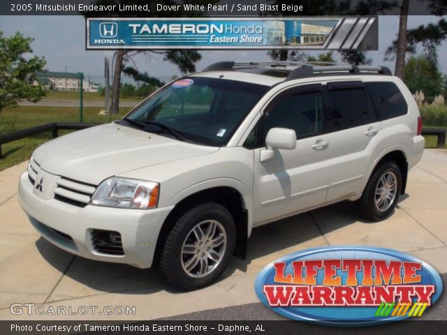 2005 Mitsubishi Endeavor Limited in Dover White Pearl
