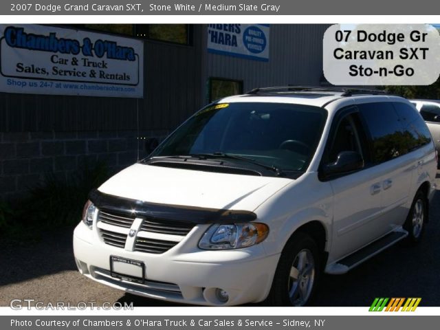 2007 Dodge Grand Caravan SXT in Stone White