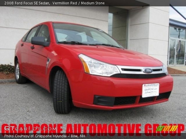 2008 Ford Focus SE Sedan in Vermillion Red
