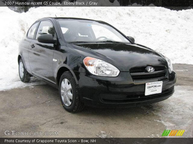 2007 Hyundai Accent GS Coupe in Ebony Black