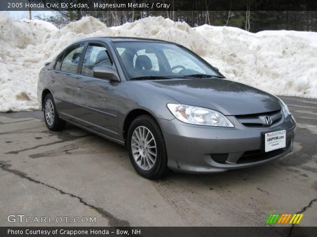 2005 Honda Civic EX Sedan in Magnesium Metallic