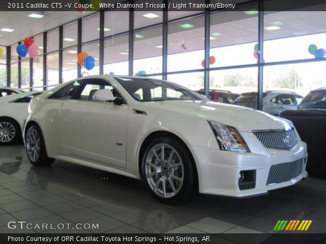 2011 Cadillac CTS -V Coupe in White Diamond Tricoat