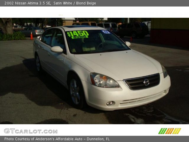 2002 Nissan Altima 3.5 SE in Satin White