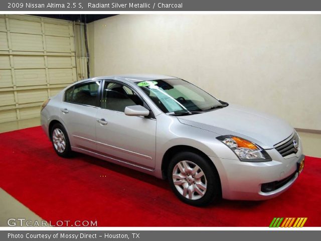 2009 Nissan Altima 2.5 S in Radiant Silver Metallic