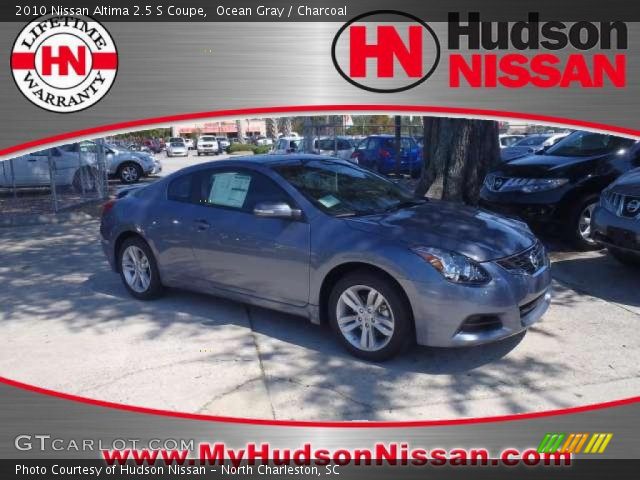 2010 Nissan Altima Coupe Interior. Ocean Gray 2010 Nissan Altima