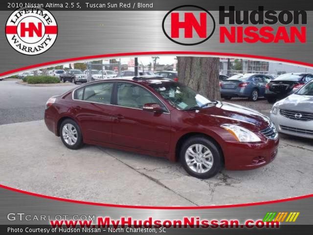 2010 Nissan Altima 2.5 S in Tuscan Sun Red