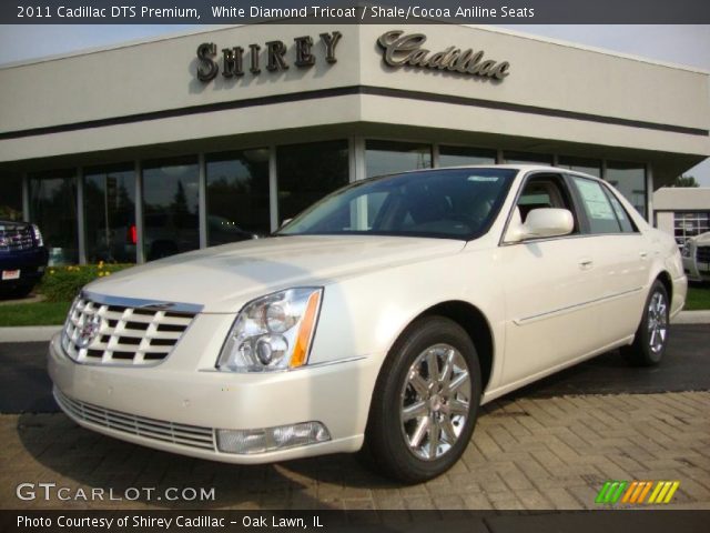 2011 Cadillac DTS Premium in White Diamond Tricoat