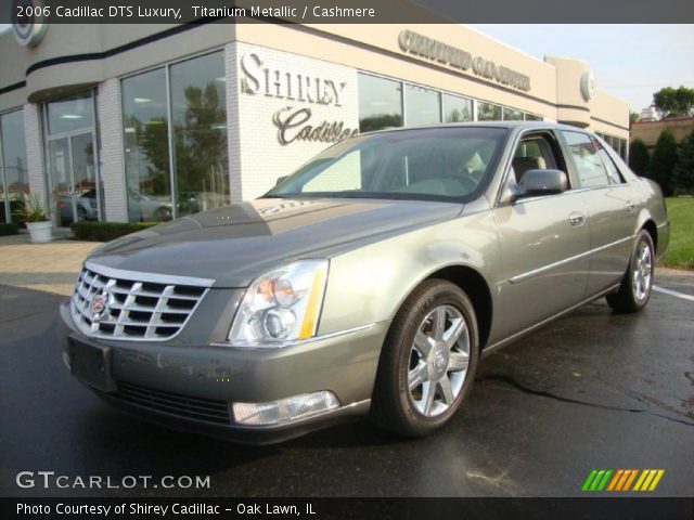 2006 Cadillac DTS Luxury in Titanium Metallic