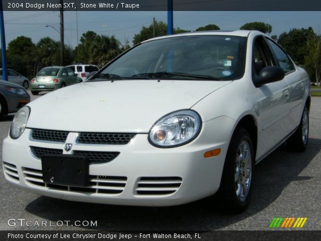2004 Dodge Neon SXT in Stone White