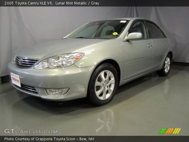 2005 Toyota Camry XLE V6 in Lunar Mist Metallic