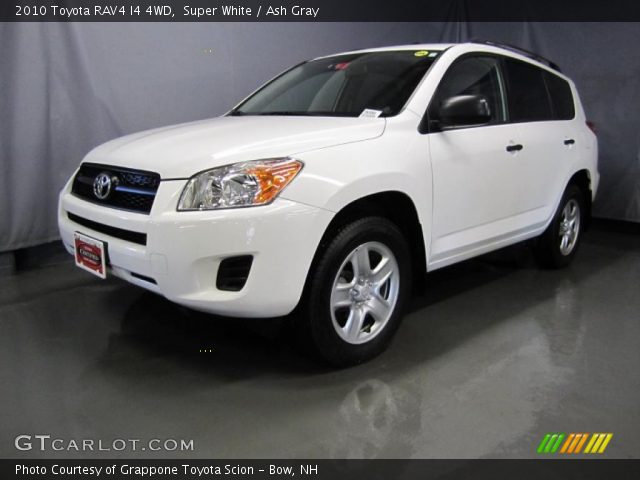 2010 Toyota RAV4 I4 4WD in Super White
