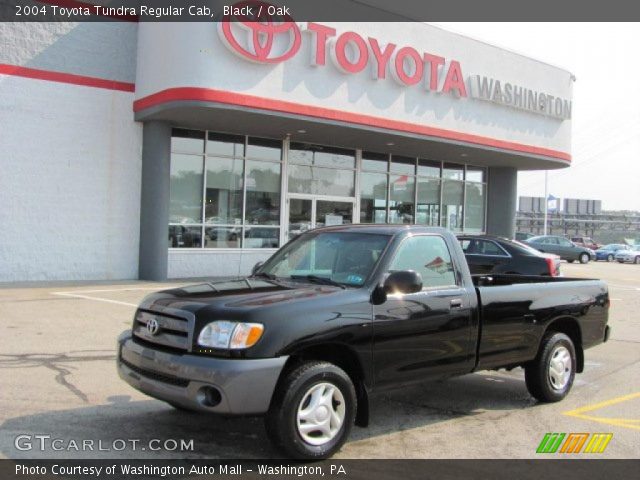 2004 Toyota Tundra Regular Cab in Black