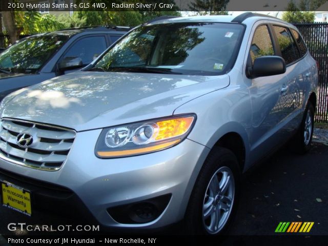 2010 Hyundai Santa Fe GLS 4WD in Radiant Silver