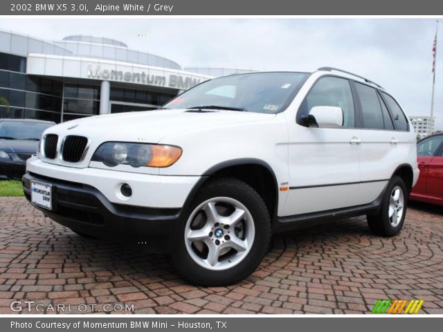 2002 BMW X5 3.0i in Alpine White