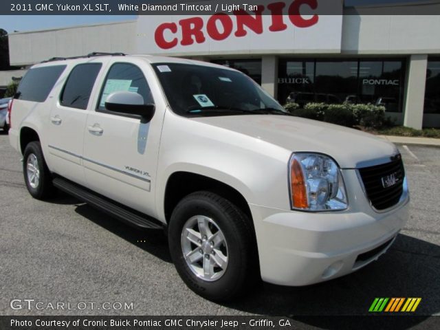 2011 GMC Yukon XL SLT in White Diamond Tintcoat