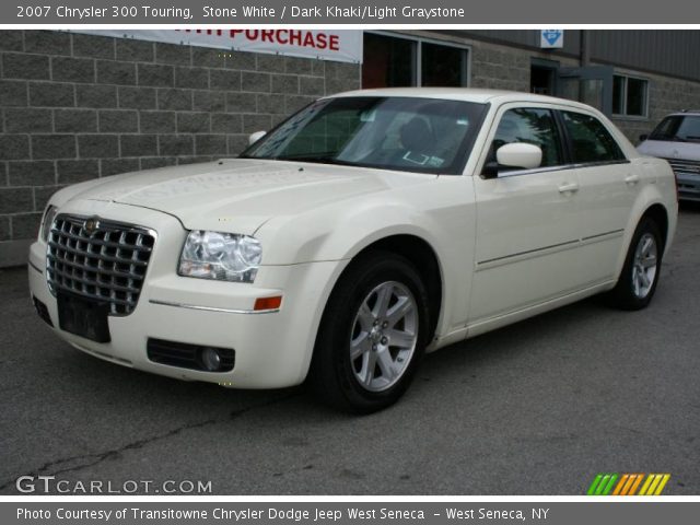 2007 Chrysler 300 Touring in Stone White