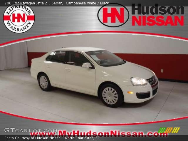 2005 Volkswagen Jetta 2.5 Sedan in Campanella White