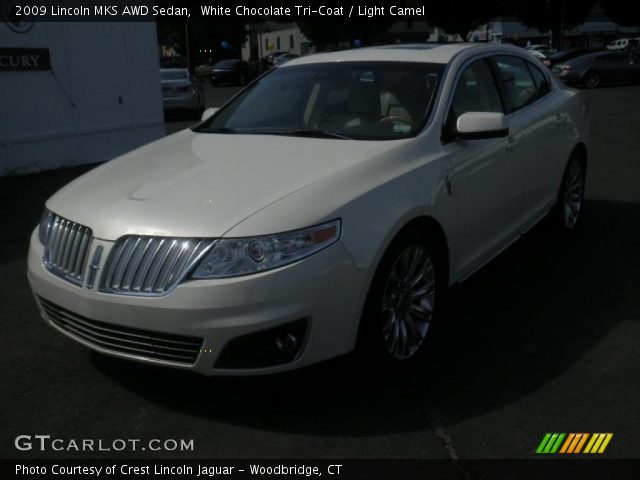 2009 Lincoln MKS AWD Sedan in White Chocolate Tri-Coat