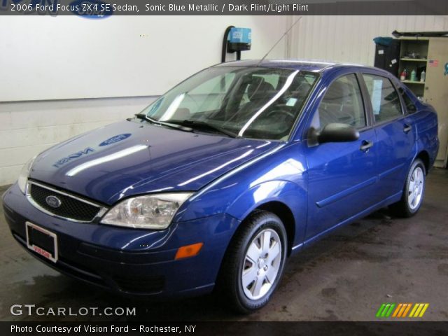 2006 Ford Focus ZX4 SE Sedan in Sonic Blue Metallic