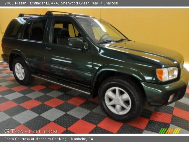 2001 Nissan Pathfinder LE 4x4 in Sherwood Green Pearl