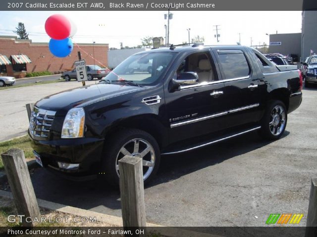 2007 Cadillac Escalade EXT AWD in Black Raven