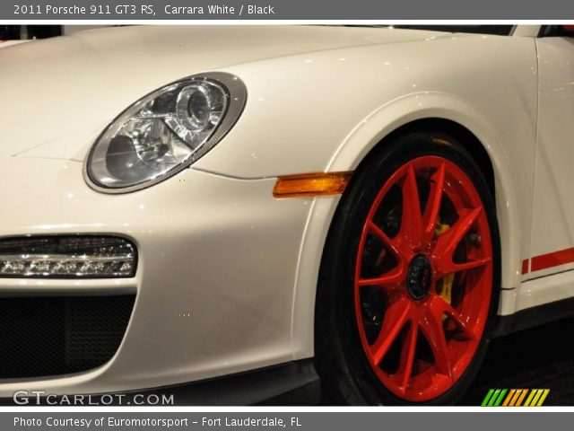 2011 Porsche 911 GT3 RS in Carrara White