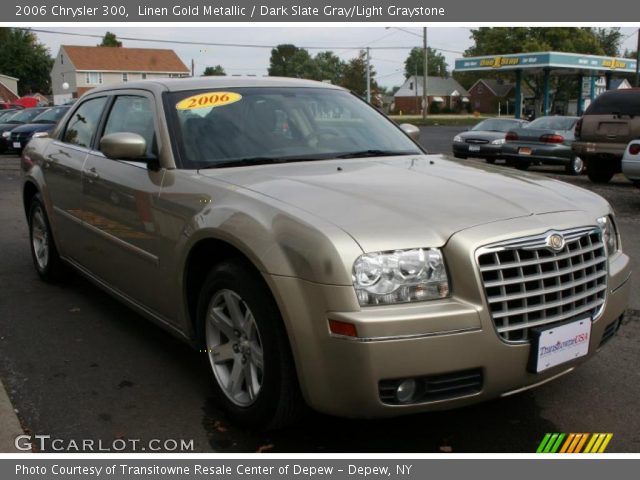 2006 Chrysler 300  in Linen Gold Metallic