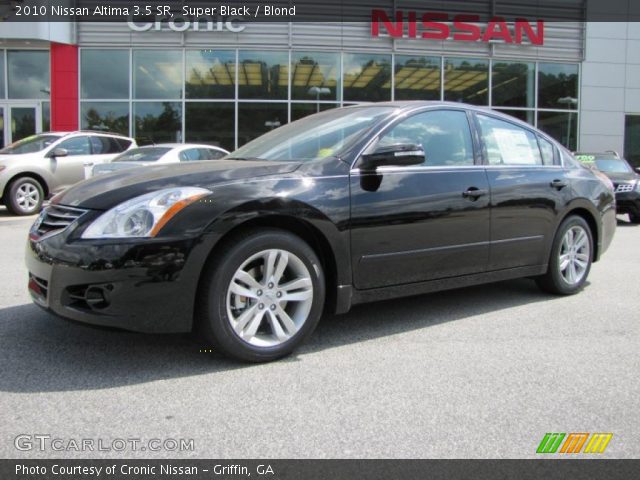 2010 Nissan Altima 3.5 SR in Super Black