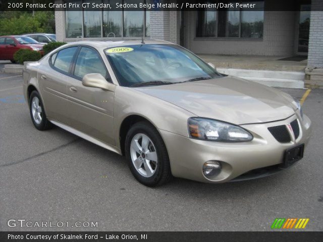 2005 Pontiac Grand Prix GT Sedan in Sedona Beige Metallic