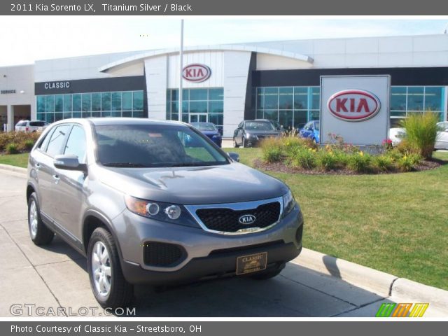 2011 Kia Sorento LX in Titanium Silver