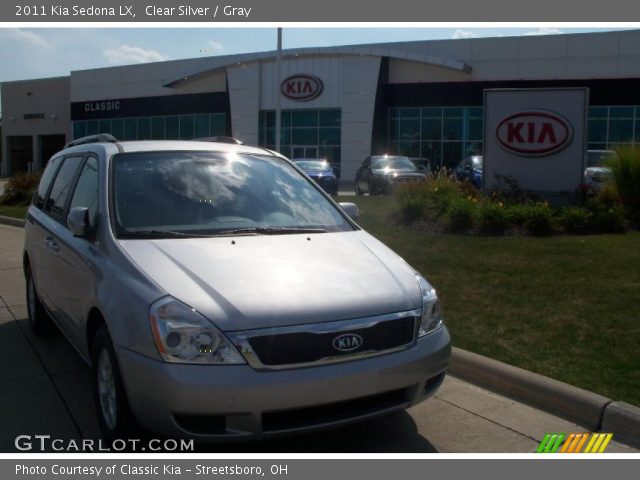 2011 Kia Sedona LX in Clear Silver