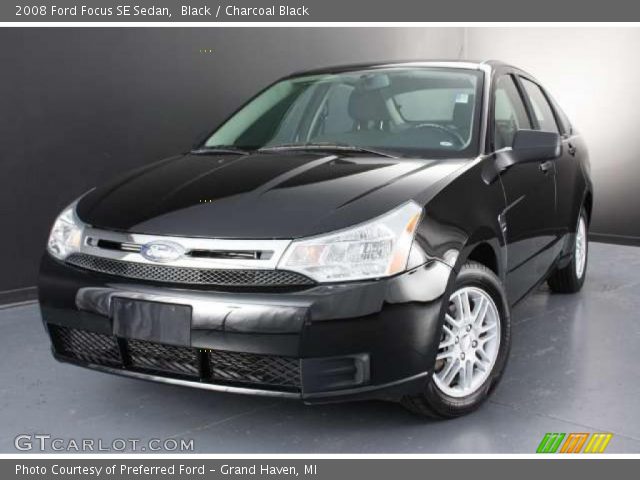 2008 Ford Focus SE Sedan in Black