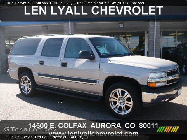 2004 Chevrolet Suburban 1500 LS 4x4 in Silver Birch Metallic
