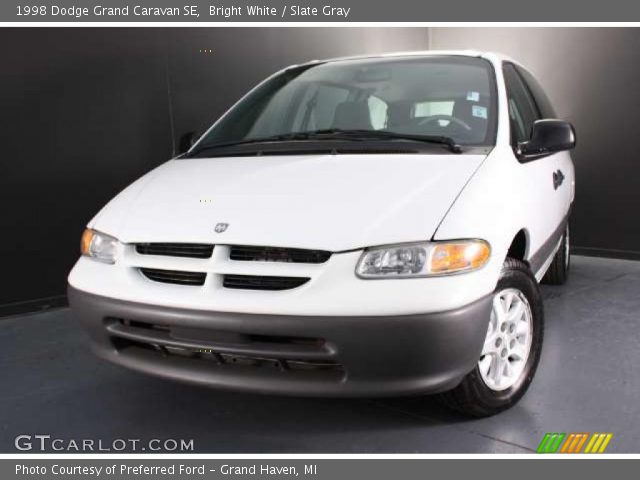 1998 Dodge Grand Caravan SE in Bright White