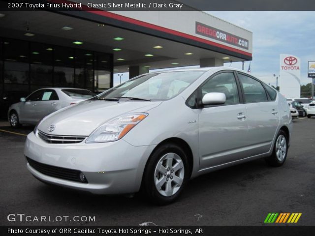 2007 Toyota Prius Hybrid in Classic Silver Metallic