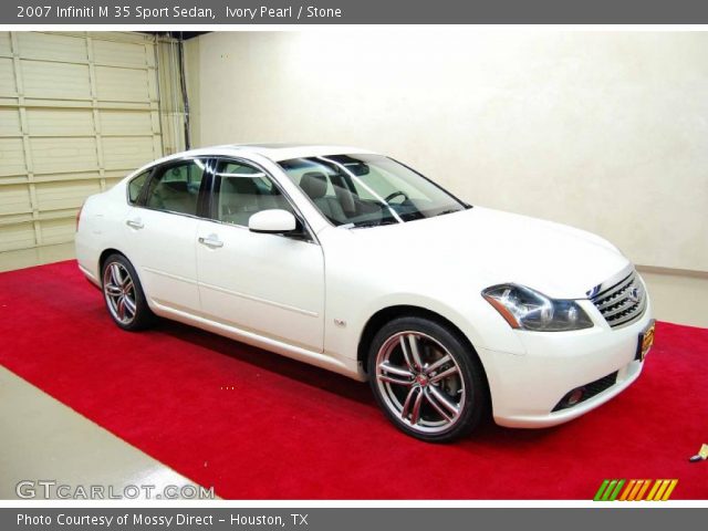 2007 Infiniti M 35 Sport Sedan in Ivory Pearl