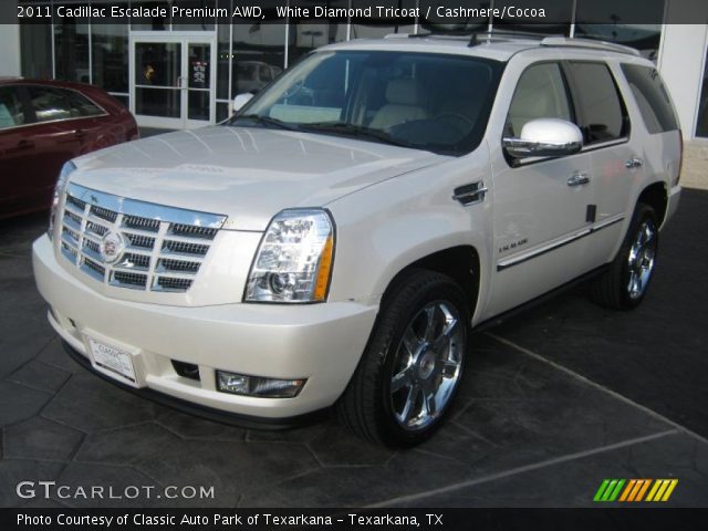 2011 Cadillac Escalade Premium AWD in White Diamond Tricoat