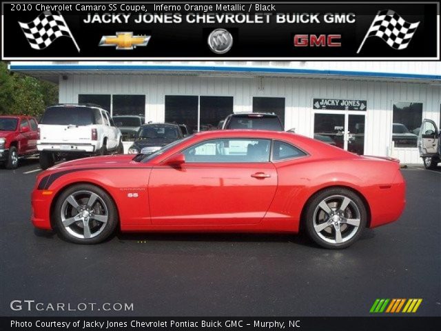 2010 Chevrolet Camaro SS Coupe in Inferno Orange Metallic