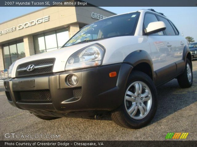 2007 Hyundai Tucson SE in Stone White