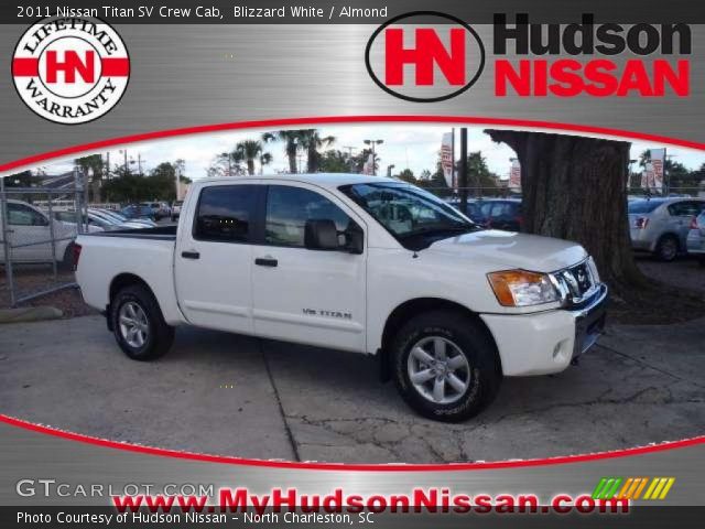 2011 Nissan Titan SV Crew Cab in Blizzard White
