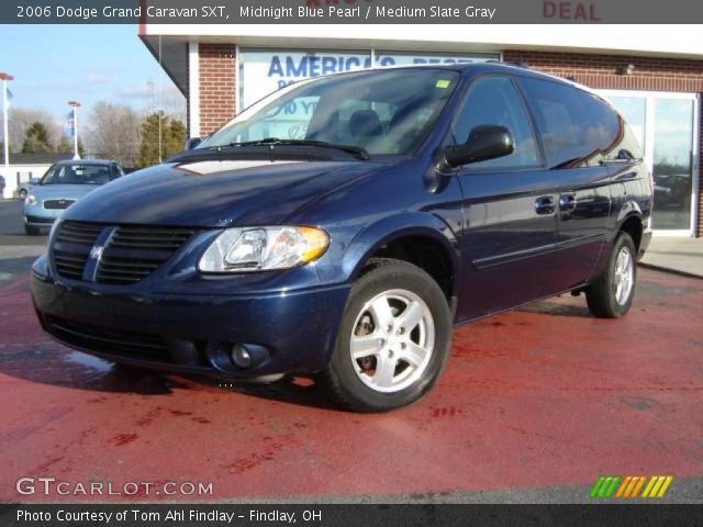 2006 Dodge Grand Caravan SXT in Midnight Blue Pearl