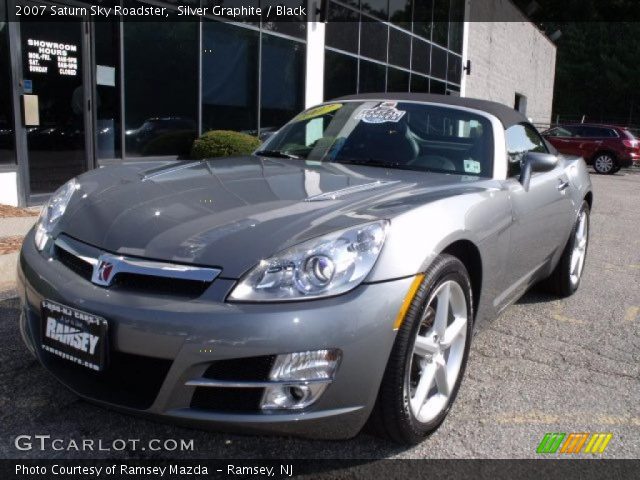 2007 Saturn Sky Roadster in Silver Graphite