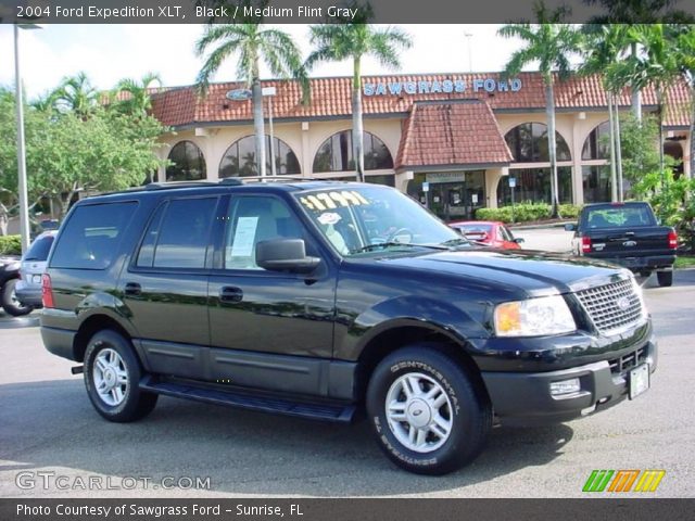 2004 Ford Expedition XLT in Black