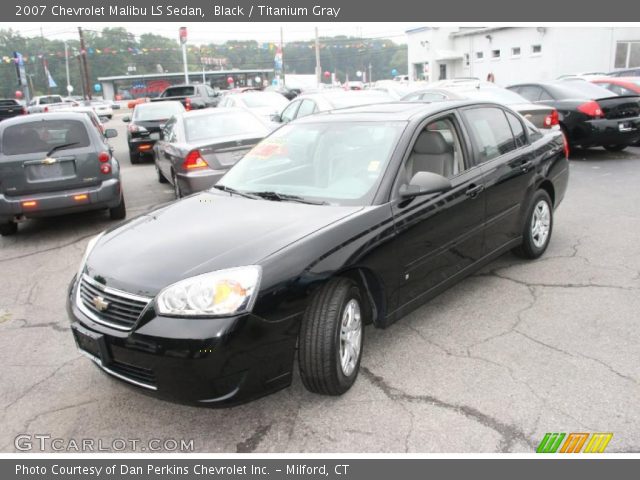 2007 Chevrolet Malibu LS Sedan in Black